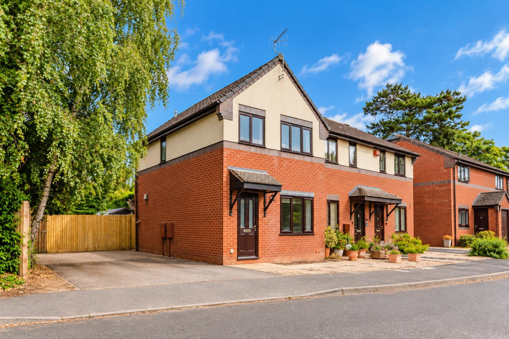 Main image of property: Chepstow Close, Stratford-Upon-Avon