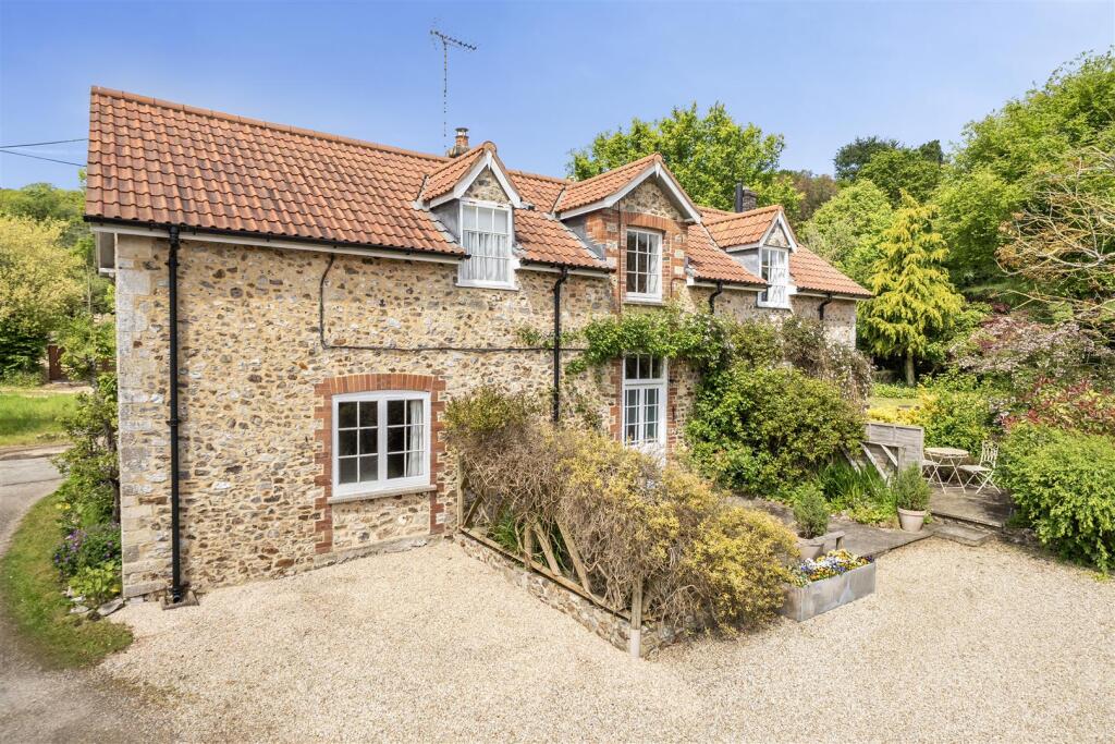 Main image of property: Holyford Lane, Colyford, Colyton