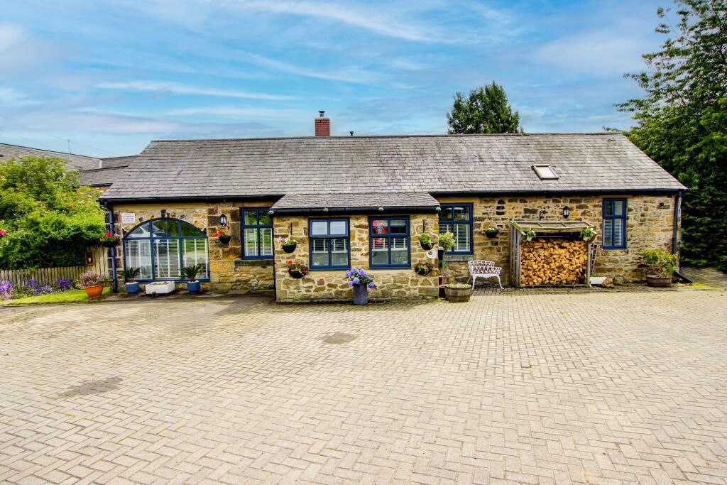 Main image of property: 4 Leam Court, South Leam Farm, Gateshead, NE10