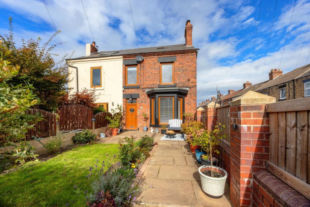 Main image of property: Poplar Terrace, Royston, Barnsley, S71