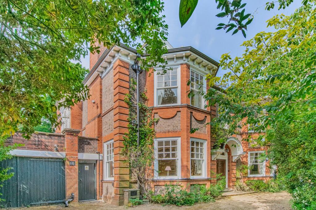 Main image of property: Woodborough Road, 
Putney, SW15