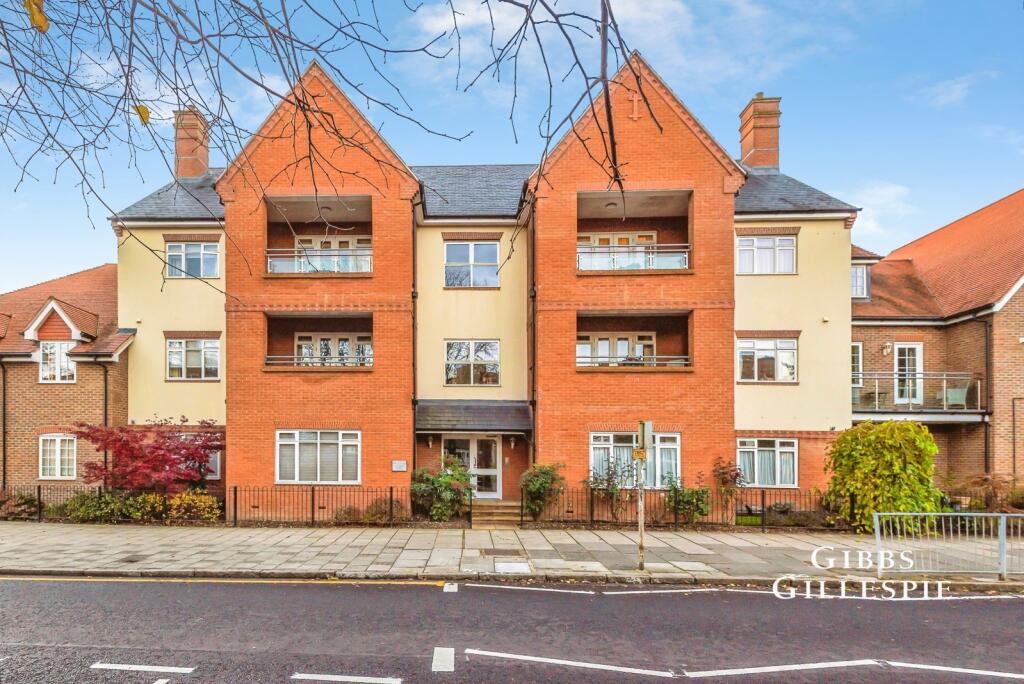 Main image of property: High Street, Rickmansworth, Hertfordshire, WD3