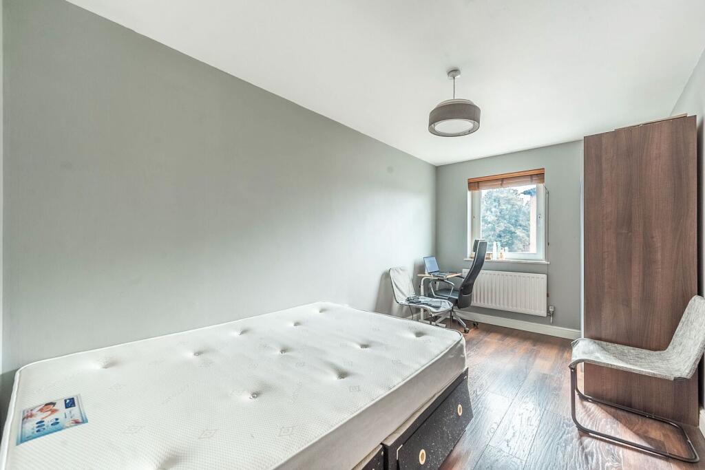Main image of property: High Road, Harrow Weald, Harrow, HA3