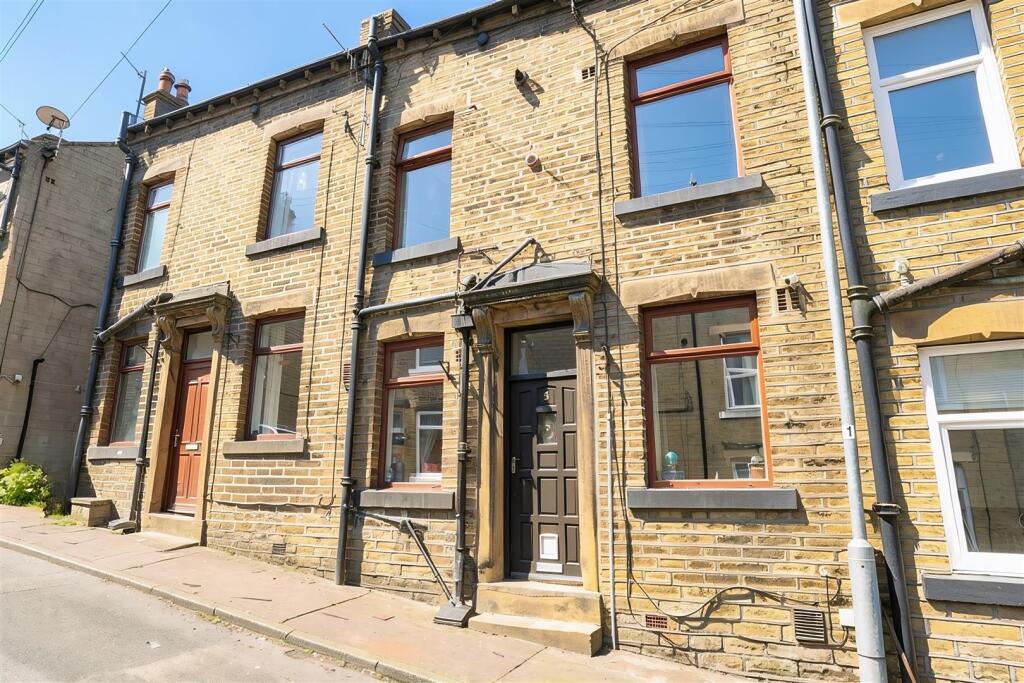 Main image of property: Union Street, Greetland, Halifax