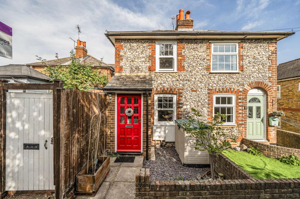 Main image of property: Middle Road, Leatherhead, KT22