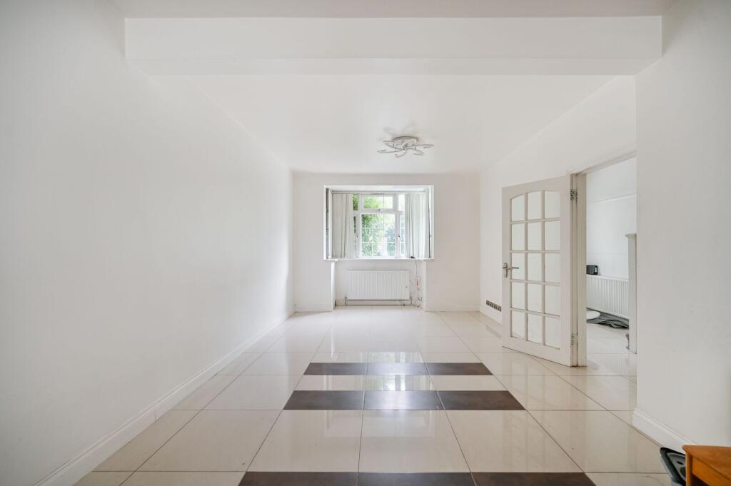 Main image of property: Oxford Avenue, Heston, Hounslow, TW5