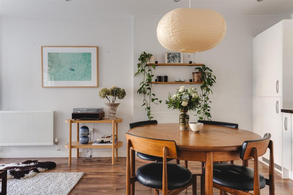 Main image of property: London Lane, Hackney