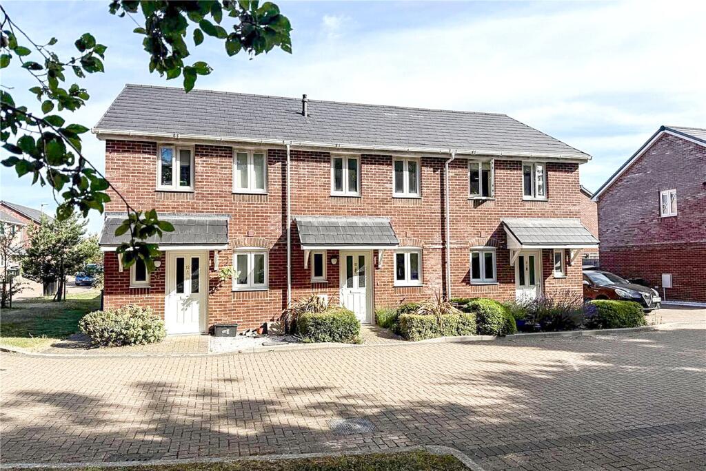 Main image of property: Knight Gardens, Lymington, Hampshire, SO41
