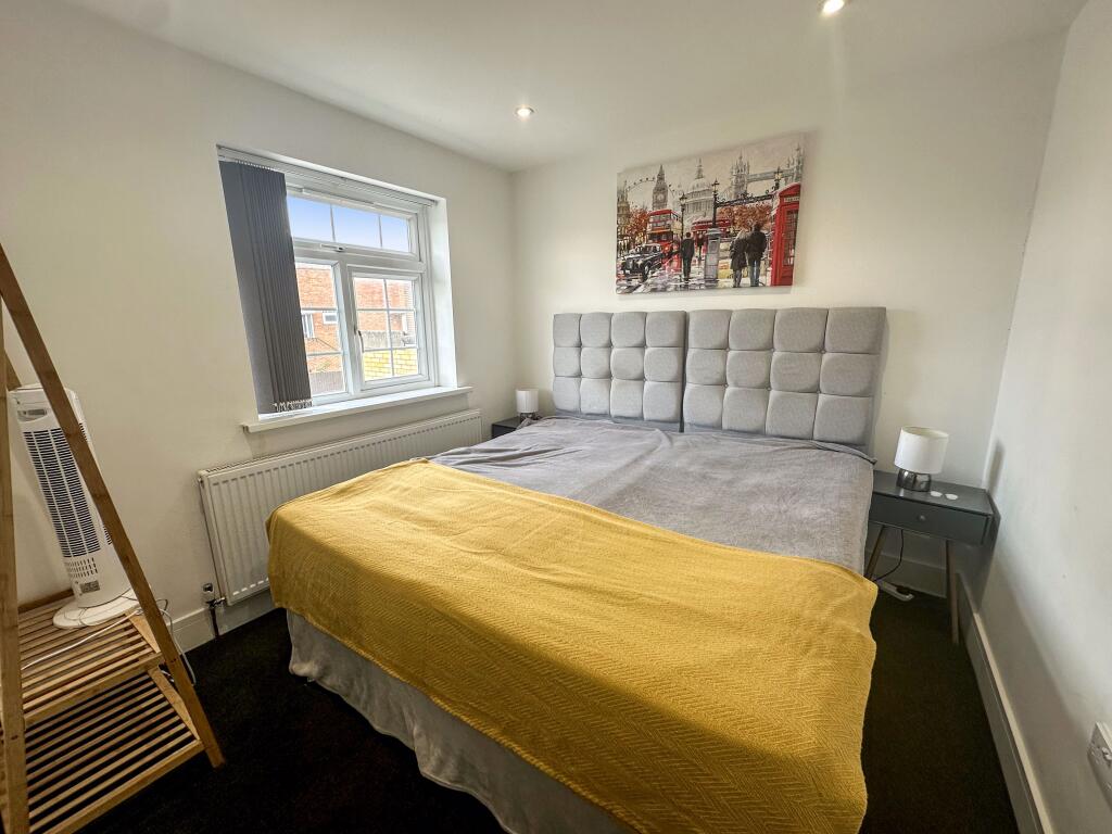 Main image of property: Room 1, 26, Rochfords Gardens, Slough, Berkshire, SL2