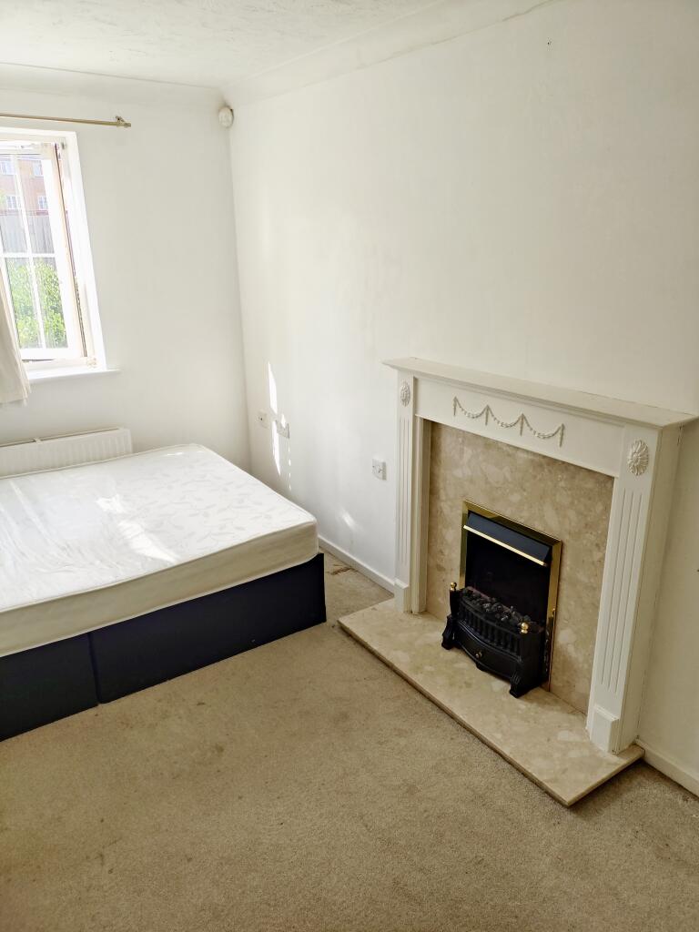 Main image of property: Swallows Croft, Reading, Berkshire, RG1