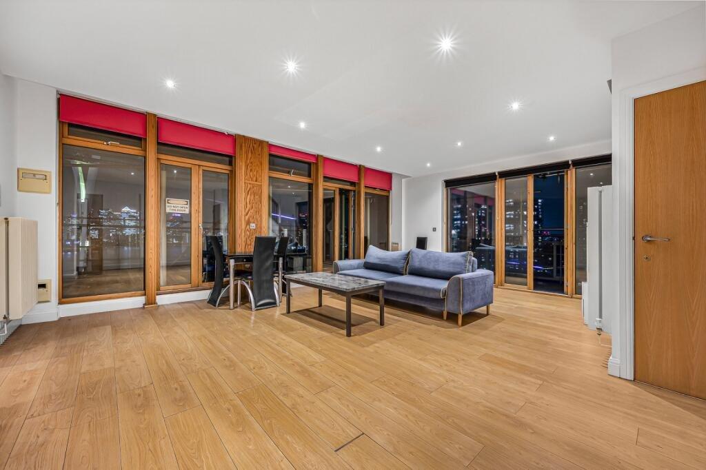 Main image of property: Western Beach Apartments, 36 Hanover Avenue, London, E16