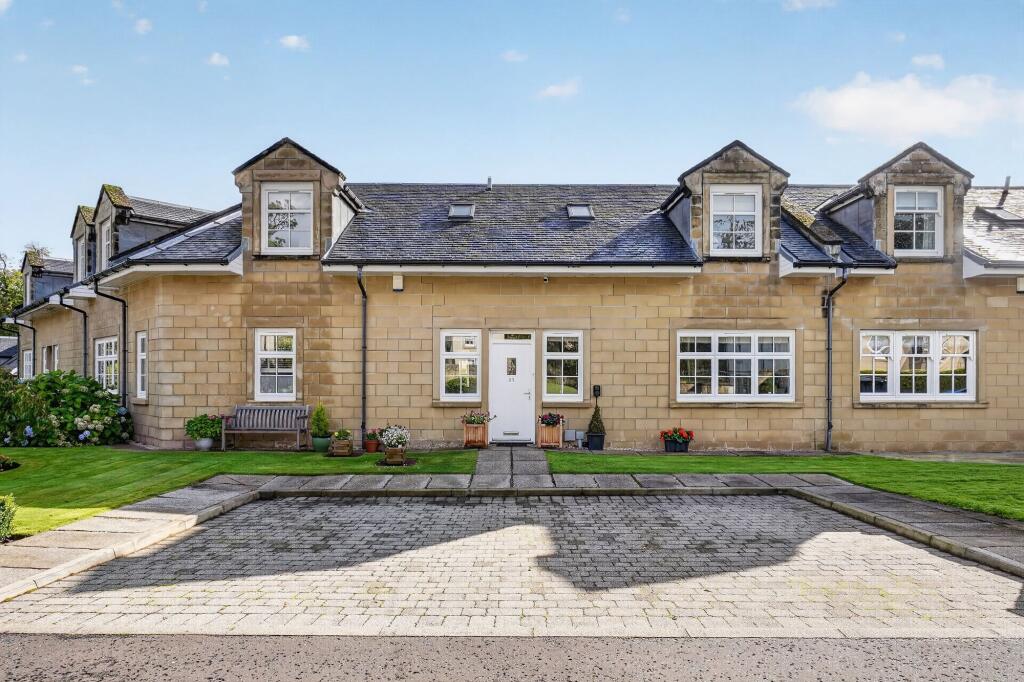 Main image of property: 31 Montgomerie Drive, Stewarton, KA3 3AP