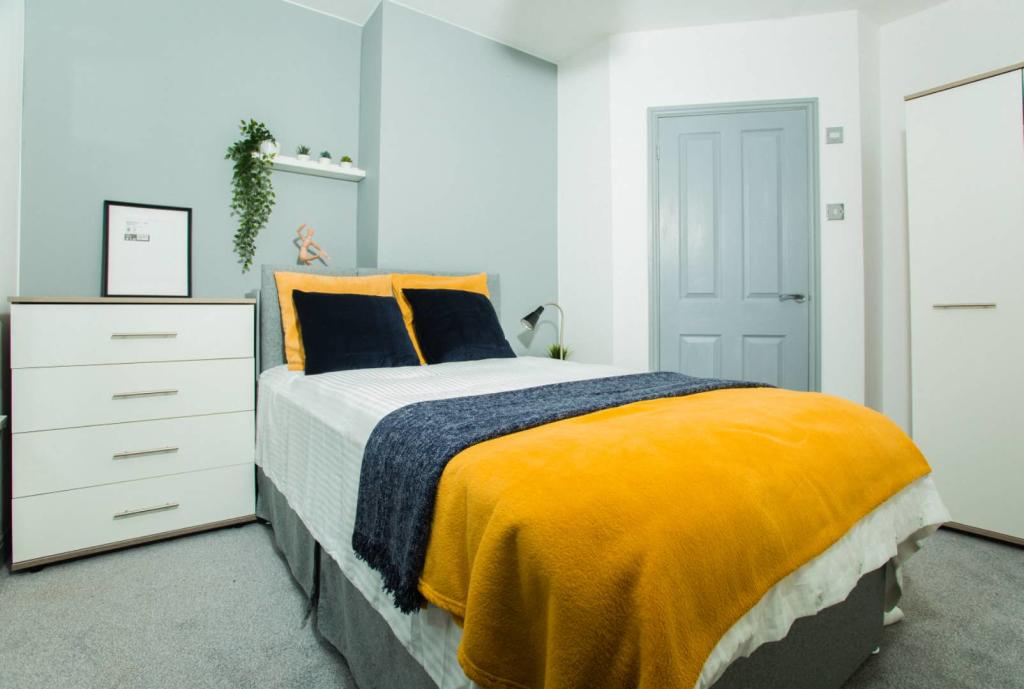 Main image of property: Room 4 Whitbread Avenue, Bedford