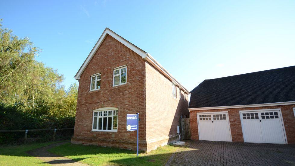 Main image of property: Marrow Meade, Fleet, GU51