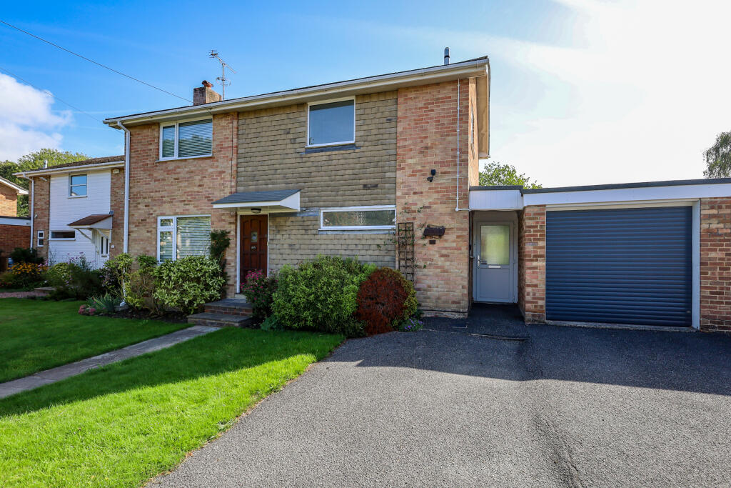 Main image of property: Patrick's Copse Road, Liss, Hampshire