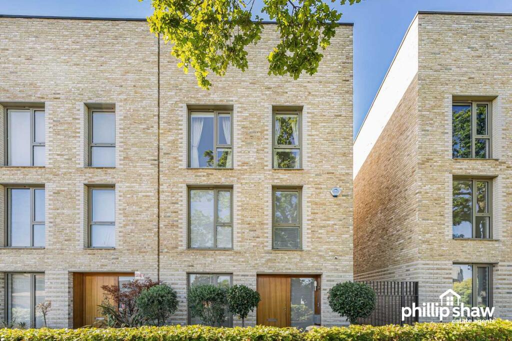 Main image of property: Green Lane, Edgware, HA8