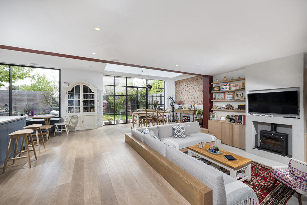 Main image of property: Verdun Road, Barnes, Richmond Upon Thames, London