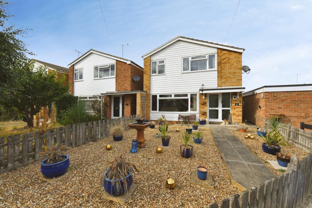 Main image of property: Mill Close, Tillingham, Essex, CM0