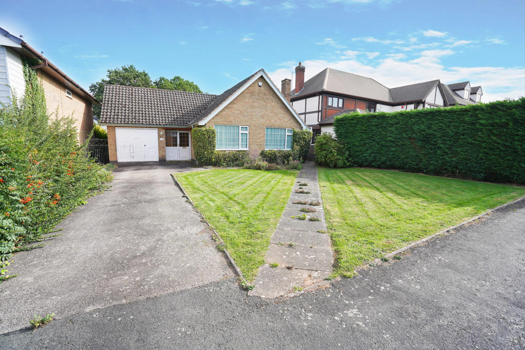 Main image of property: Hill Rise, Burbage, Leicestershire, LE10 2UA