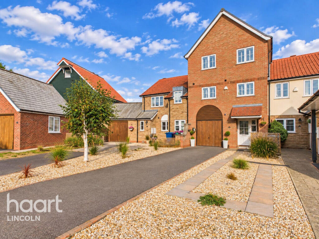 Main image of property: Park Lane, Burton Waters, Lincoln