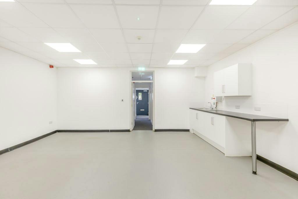 heywood-distribution-park_unit-unit-p01-17_20260512-125758.jpg