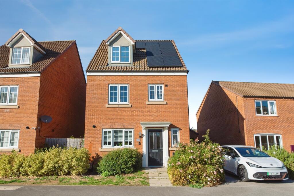Main image of property: Jacobson Close, Holdingham, Sleaford