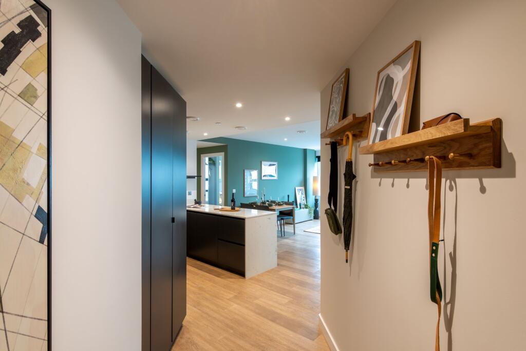 Main image of property: The Octagon, 4 Lyon Queensway, B3