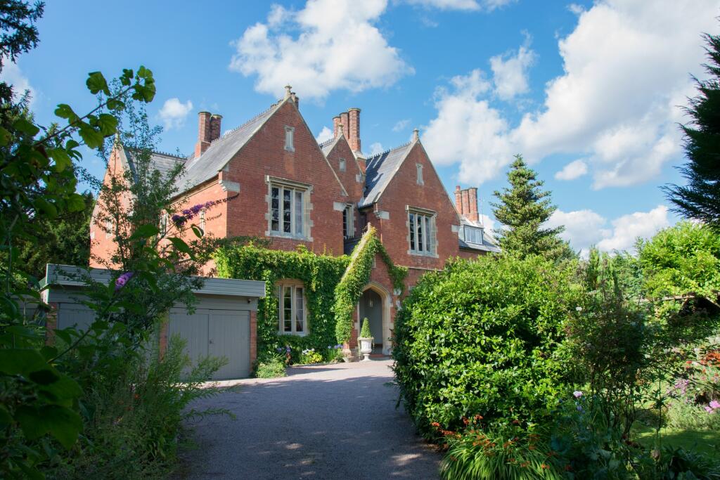 Main image of property: Bridge Street, Pembridge, Leominster, Herefordshire