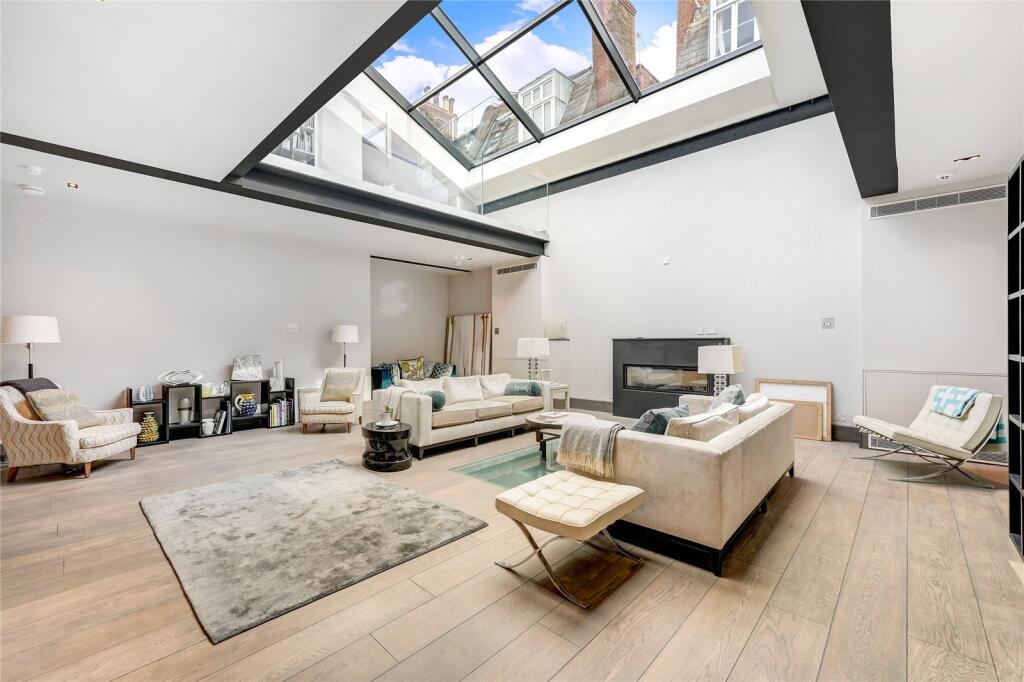 Main image of property: Burlington Lodge Studios, Rigault Road, Fulham, London, SW6