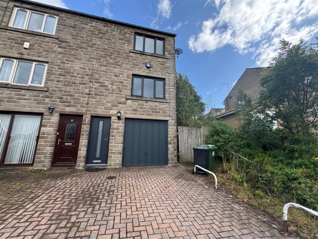 Main image of property: Town End Road, HOLMFIRTH, West Yorkshire
