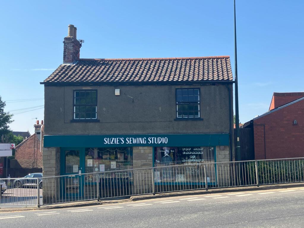 Main image of property: 40 High Street and 2 Kirkgate, 40 High Street, Waltham, Grimsby, DN37 0LL