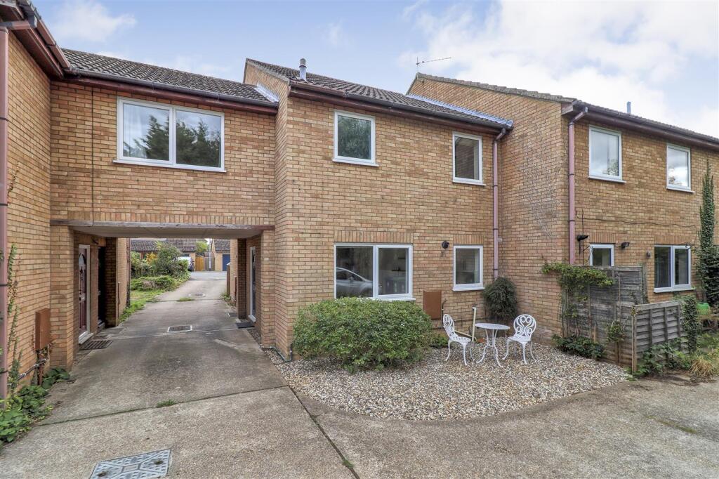 Main image of property: Melvin Way, Histon, Cambridge