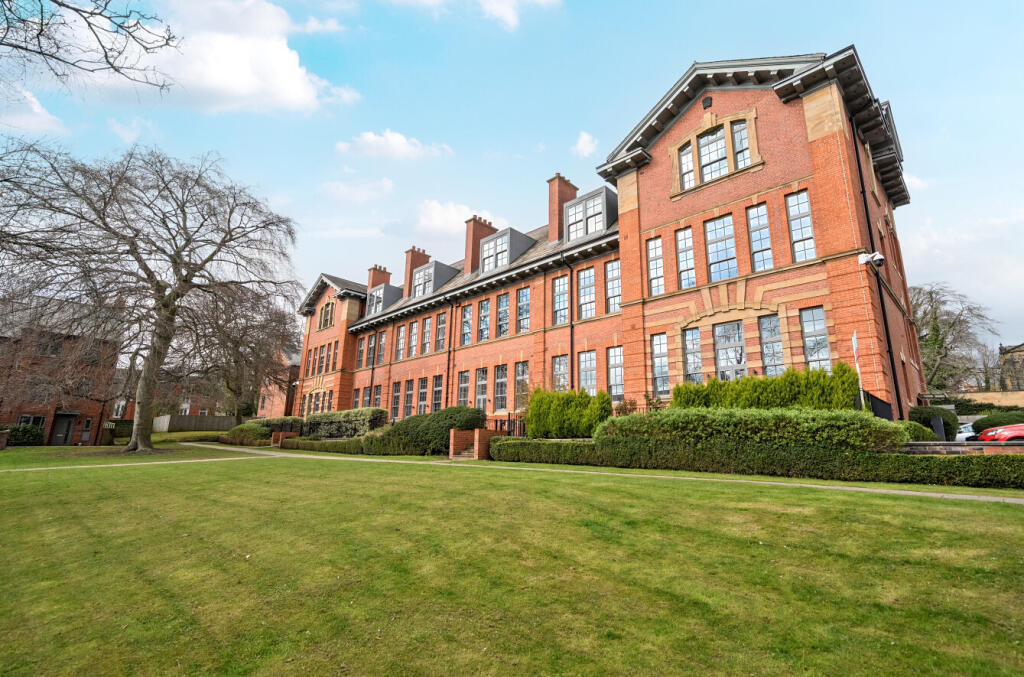 Main image of property: Victoria Gardens, Hyde Park, Leeds, LS6