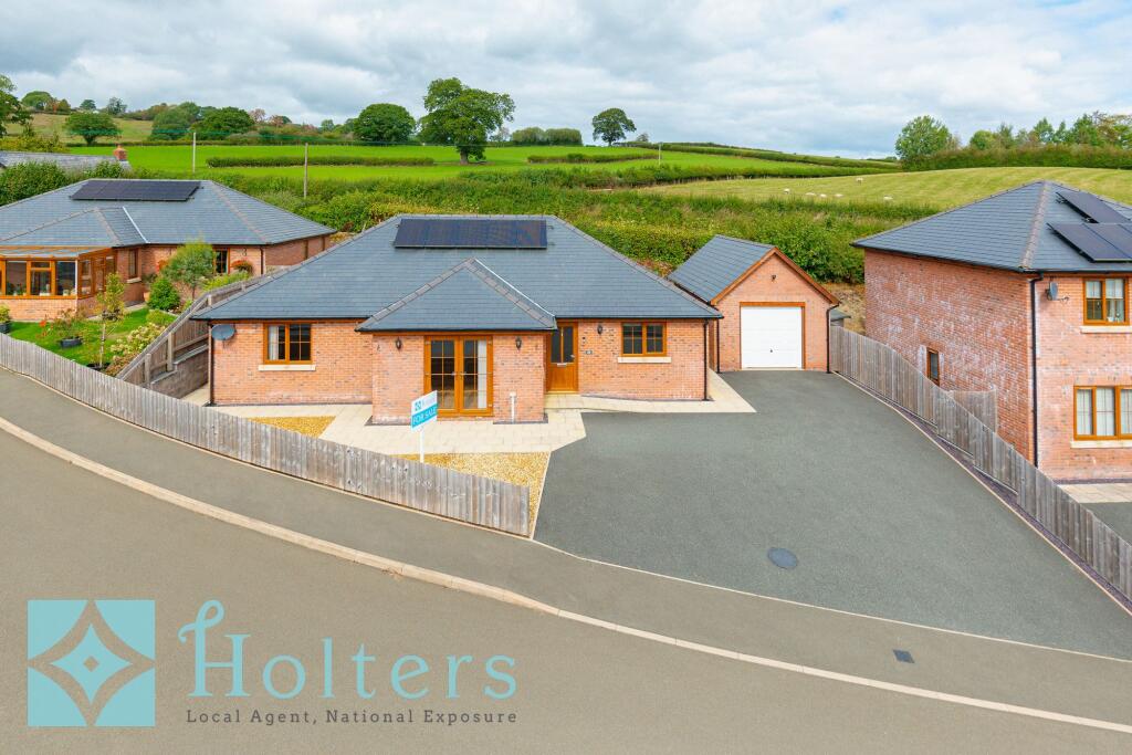 Main image of property: Plas Trannon, Trefeglwys, SY17