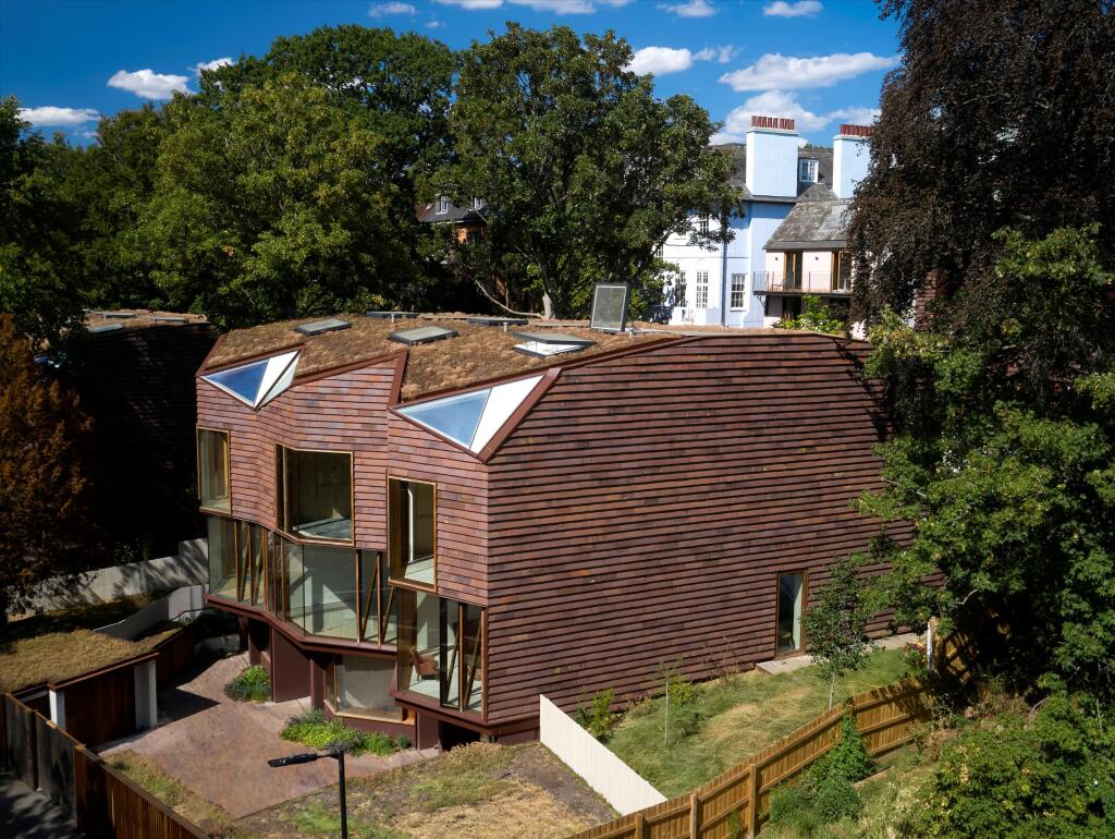 Main image of property: Fountain Drive, London SE19