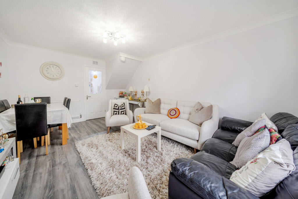 Main image of property: Ruskin Way, London, SW19