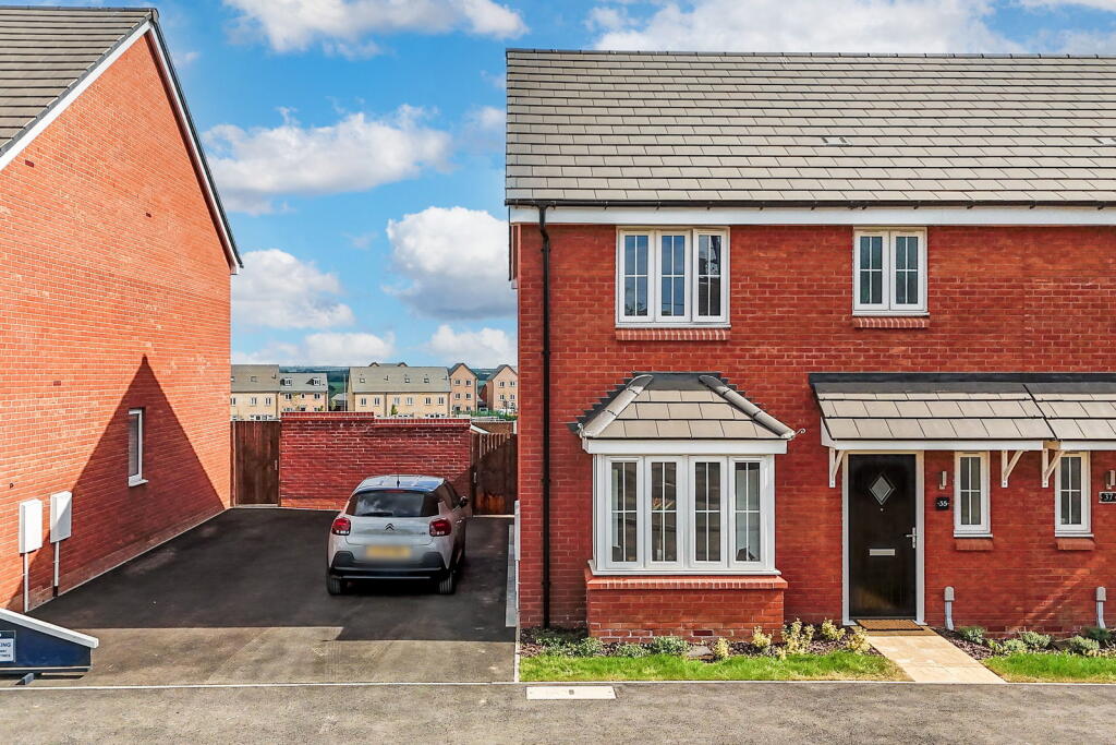 Main image of property: South Hill Lane, Wellingborough, NN8 1GH