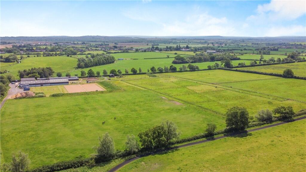 Main image of property: Mill Lane, Twyford, Buckingham, Buckinghamshire, MK18