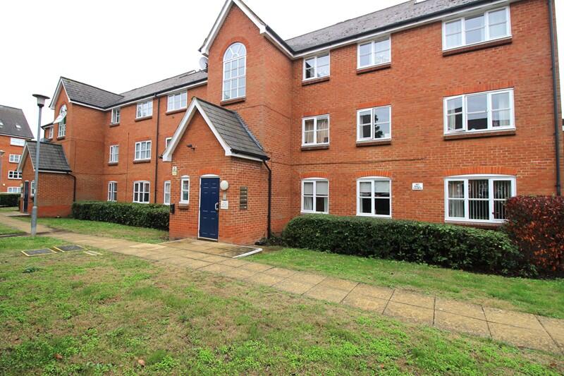 Main image of property: Crown Quay, Prebend Street, MK40 1BN