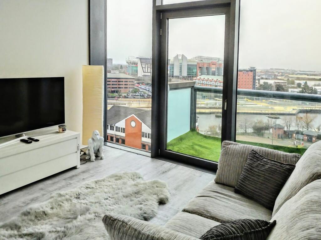 Main image of property: Clippers Quay, Salford Quays, Salford, M50
