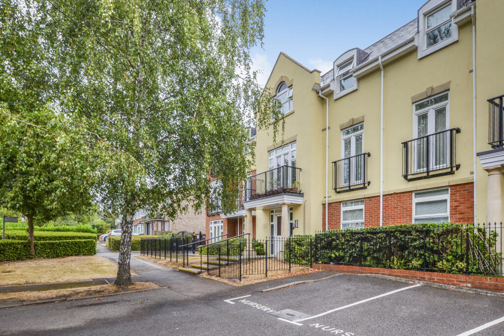 Main image of property: Stonegrove, Edgware, HA8