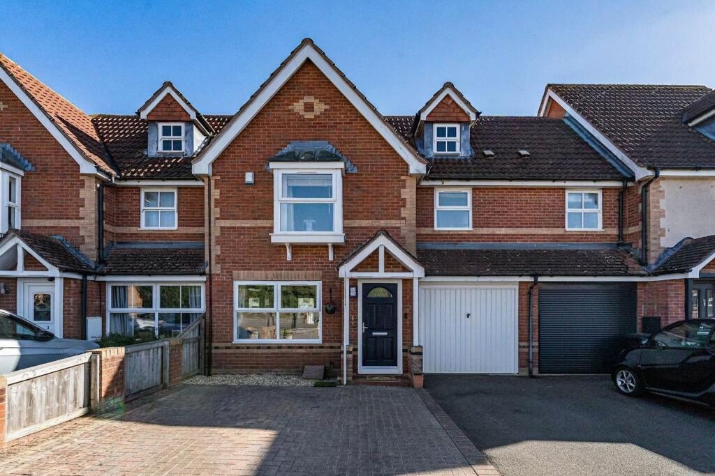 Main image of property: Highdown Way, Swindon, SN25