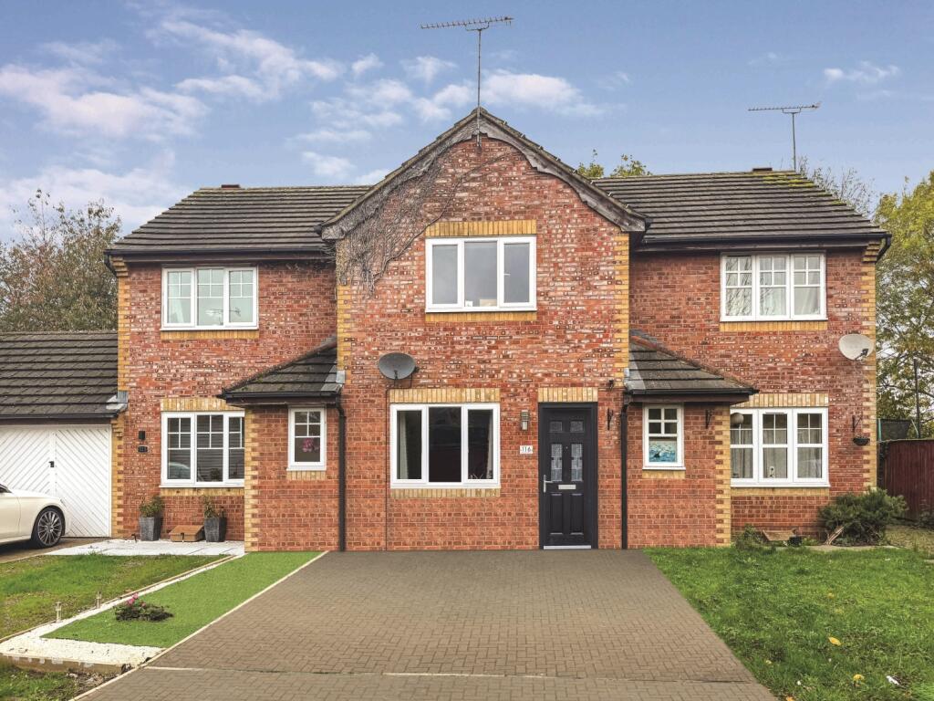 Main image of property: Dunsford Close 