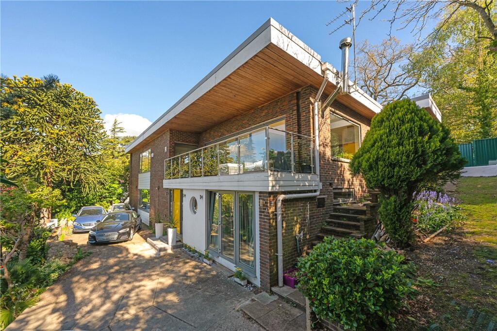 Main image of property: Robins Grove, West Wickham, BR4
