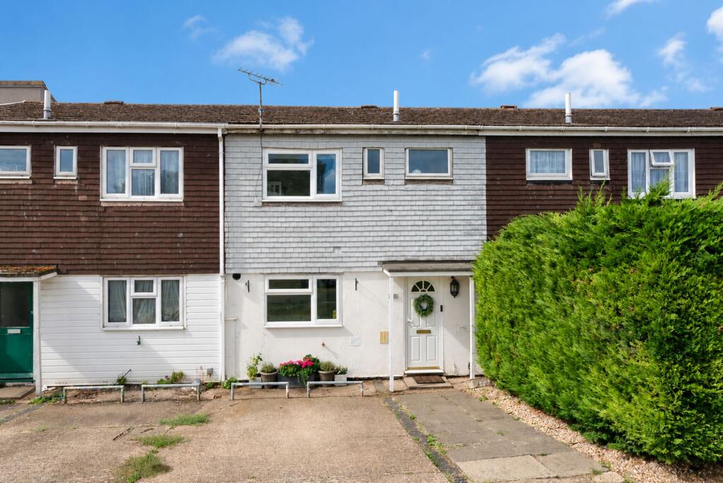 Main image of property: St. Agnells Lane, Hemel Hempstead, HP2