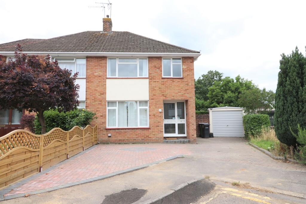 Main image of property: Cedar Close, Hedge End, SO30