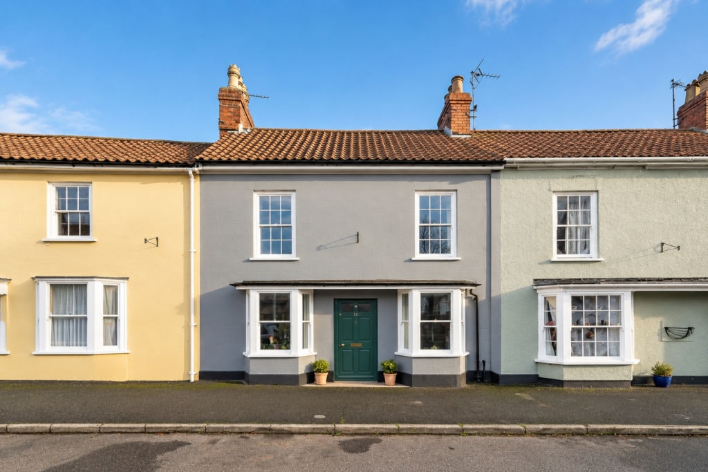 Main image of property: High Street, Thornbury, Bristol, Gloucestershire, BS35