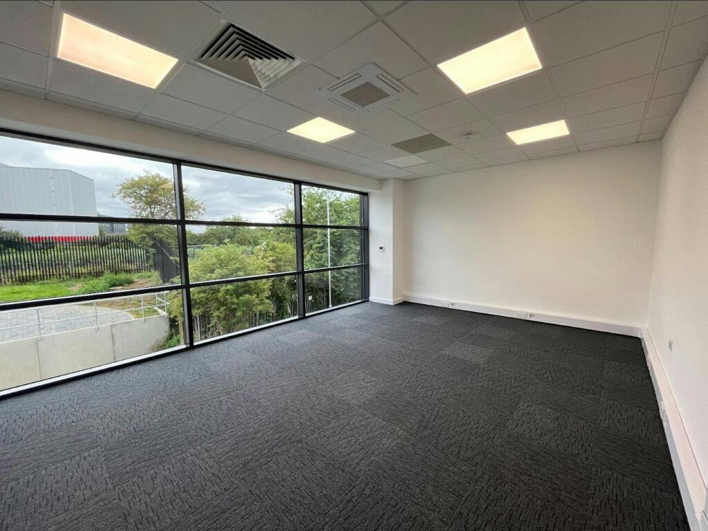 Unit 6  Office suite.JPG