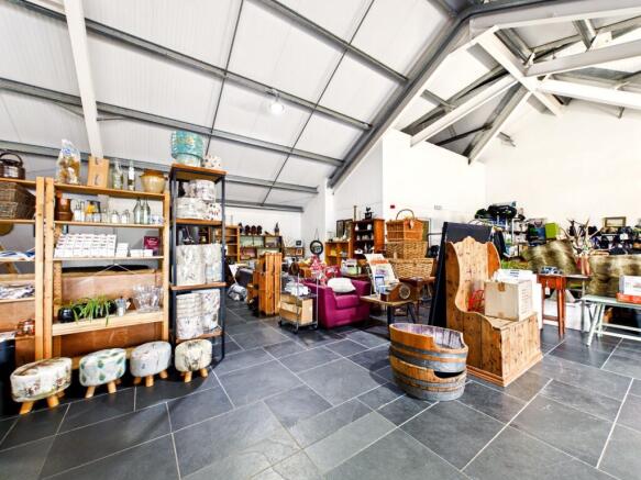 Shop/Restaurant