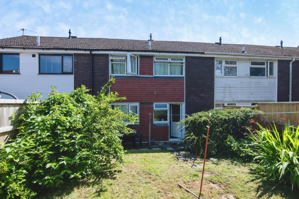 Main image of property: Amersham Close, Quinton, Birmingham, West Midlands, B32